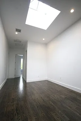 Rented by Bold New York | media 13