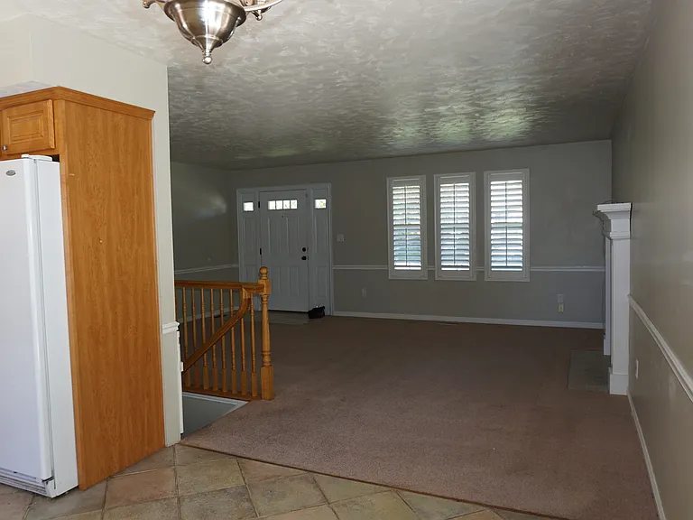 3857 W Jacquelyn St — Photo 5