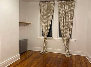 59-17 Woodbine St #1R, Ridgewood, NY 11385