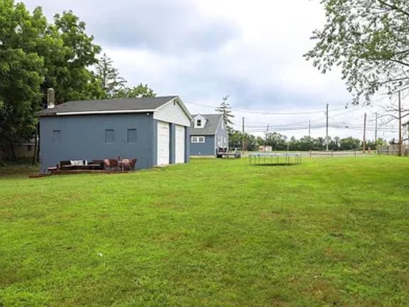 3rd image of 668 Shiloh Pike