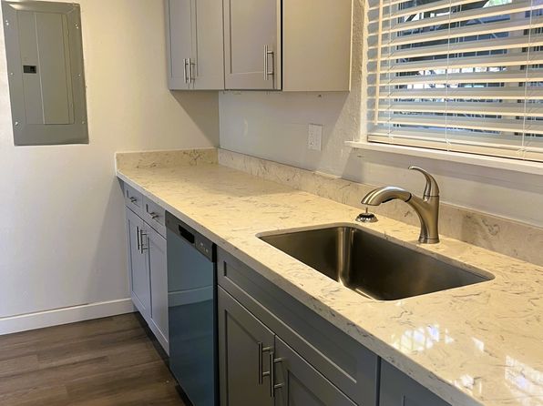 5900 Soundview Dr APT 1002