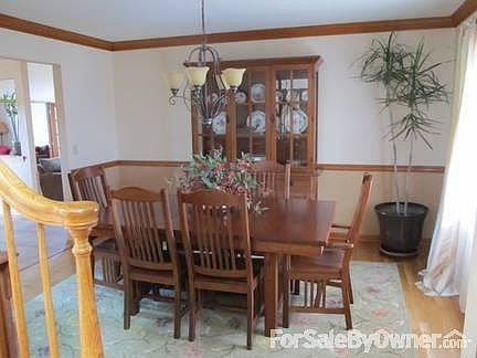 Formal Dining Room
						:
						crown and chair rail molding