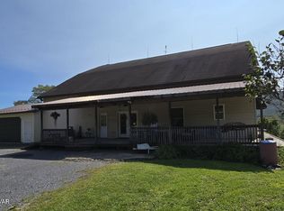 35 Deer Field Ln, Lock Haven, PA 17745