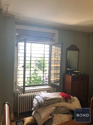 Rented by Bond New York | media 6