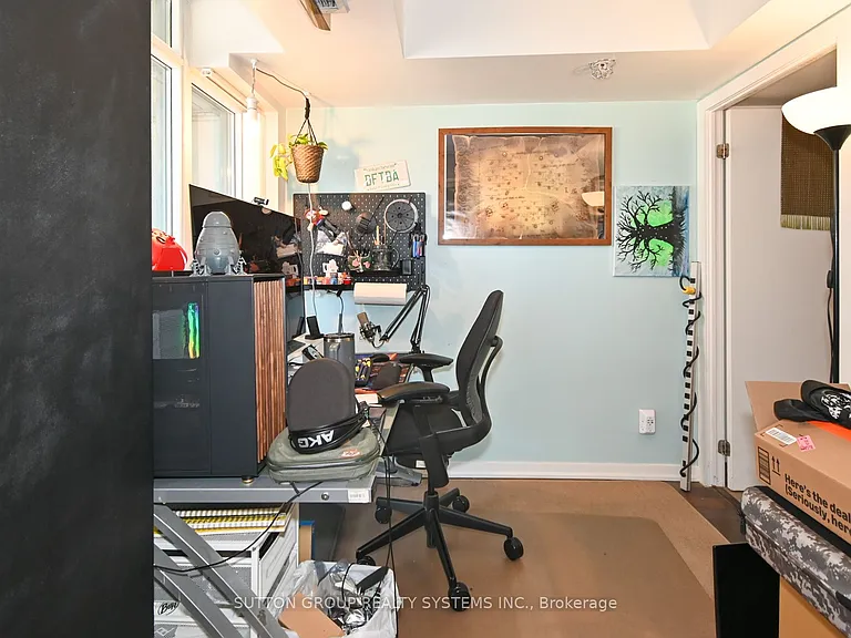 20 Joe Shuster Way #705 — Photo 14