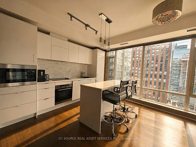 21 Widmer St #2809 — Photo 3