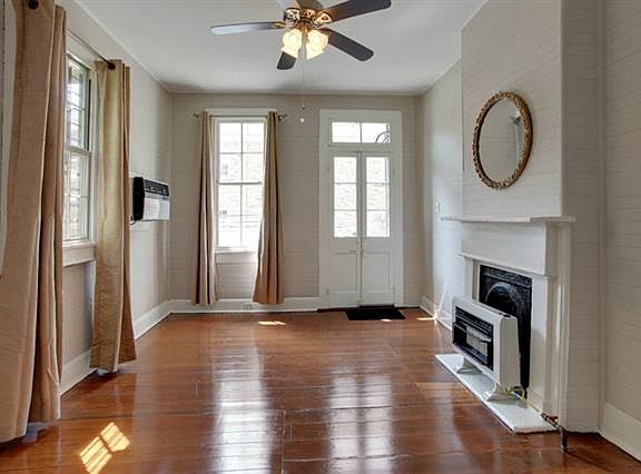 2nd image of 1318 Dauphine St