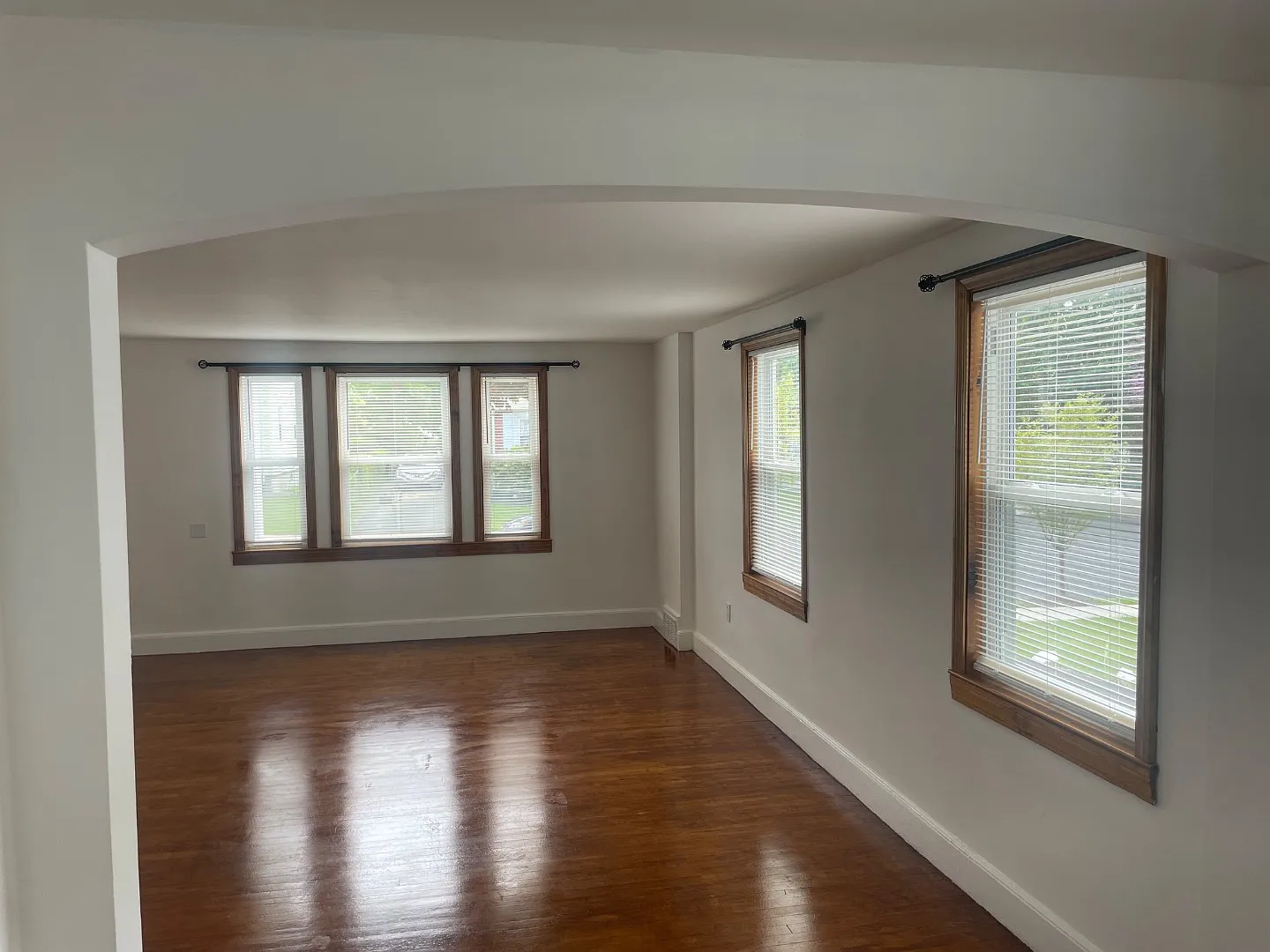 80 Gladeside Ave - Unit 1 — Photo 3