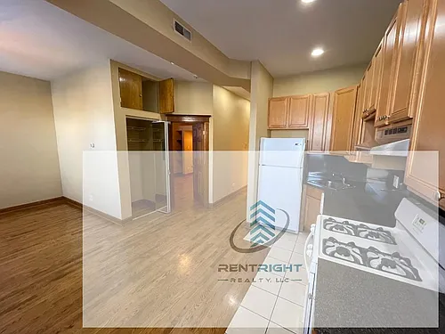 1357 N Ashland Ave #2C Photo 1