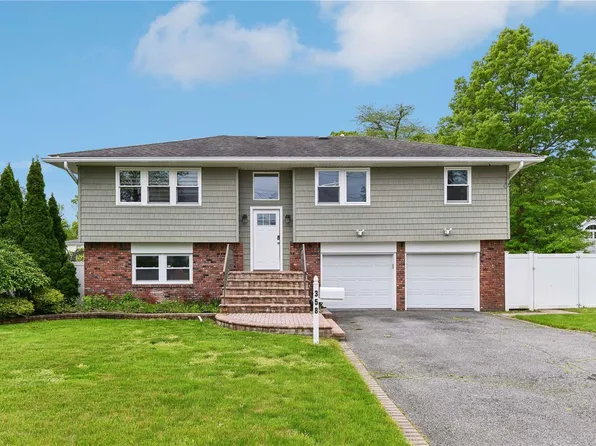 358 Park Avenue, Babylon, NY 11702