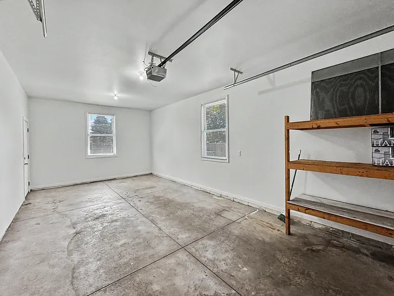 W330N4339 Lakeland Dr #B — Photo 31
