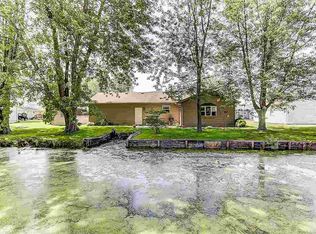 1550 E 765 S, Wolcottville, IN 46795