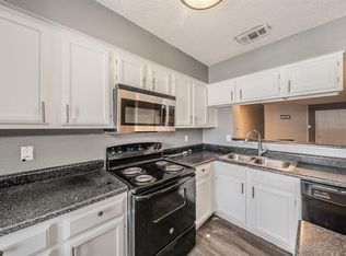 2215 Aspen Dr, Dallas, TX 75227