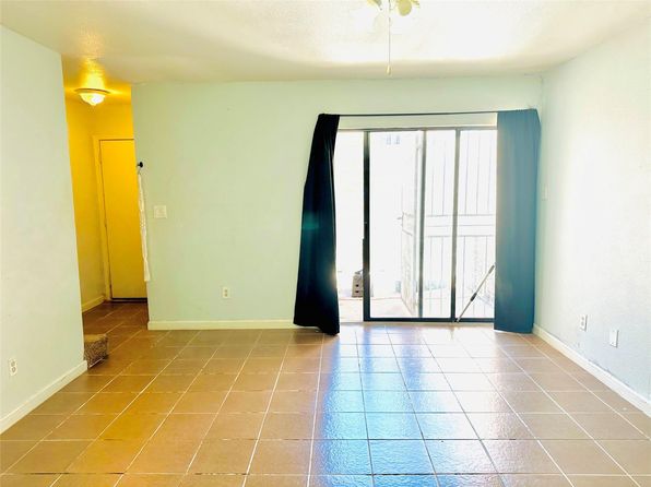 8901 S Braeswood Blvd APT 208, Houston, TX 77074