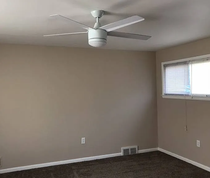 2945 Burdette St — Photo 13