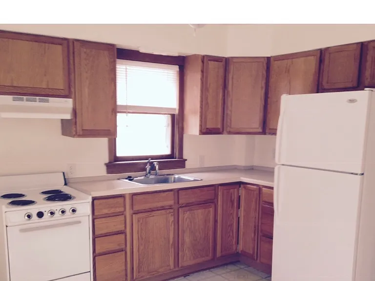 849 E Gorham St #2 — Photo 1