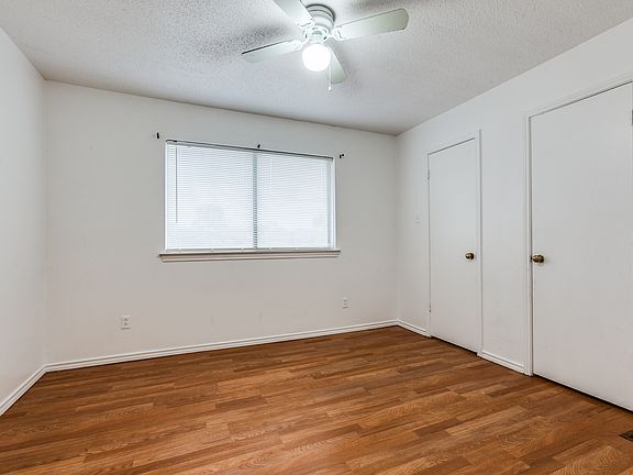 2nd image of 2814 Wimbledon Ct APT C