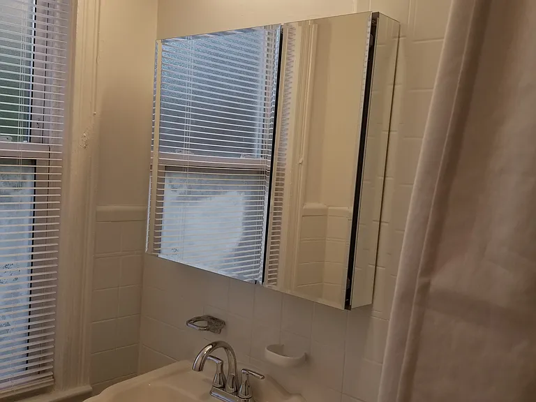 325 Tenafly Rd #7 — Photo 7