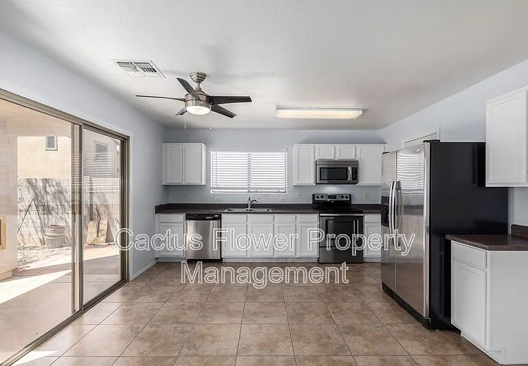 2464 S Nielson St — Photo 3