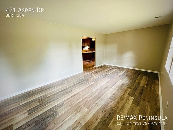 3rd image of 421 Aspen Dr