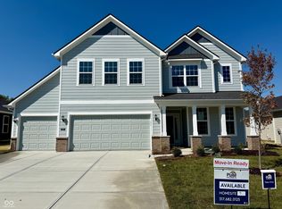 3870 Goodwin Dr, Zionsville, IN 46077