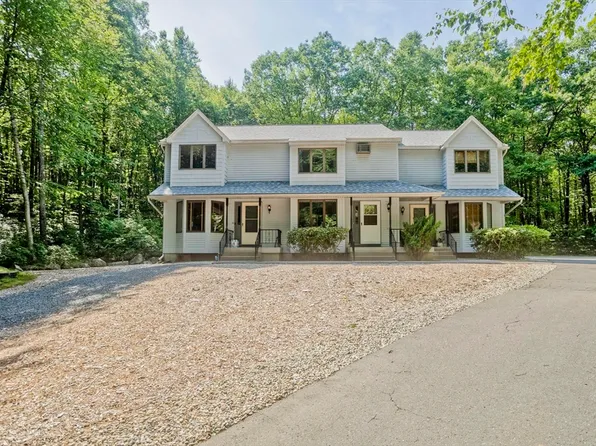 58 Matthew Dr Unit 58, Florence, MA 01062