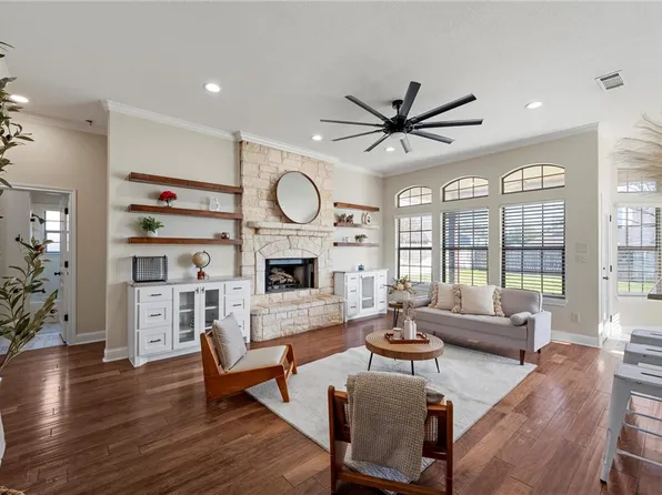 441 Oxford Hill Rd, Hewitt, TX 76643