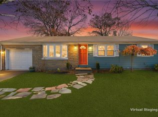 16 N Rose St, East Providence, RI 02914