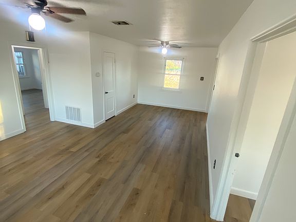 4th image of 1002 E 14th St