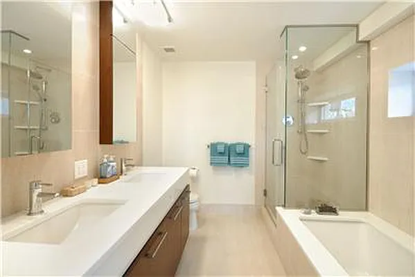 Rented by Warburg | media 38