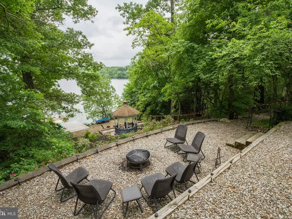 59 Sunset Lake Rd, Bridgeton, NJ 08302