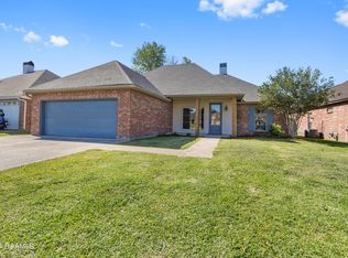 402 Riner Dr, Scott, LA 70583