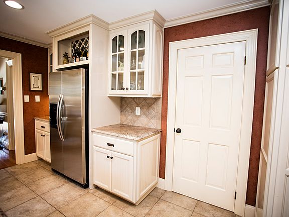 Door to dining room