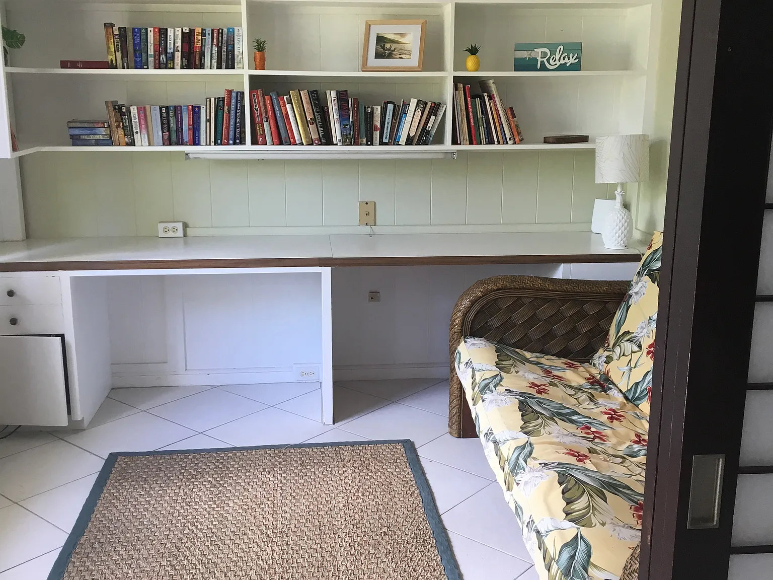 4 bed, 2372 sqft, $5,500 — Photo 2
