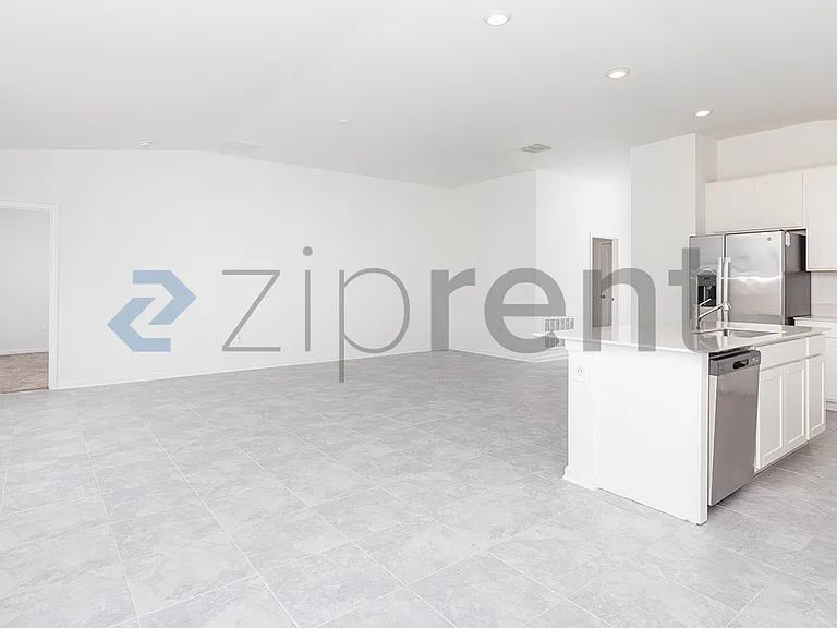 2043 Punch Bowl Ave — Photo 6
