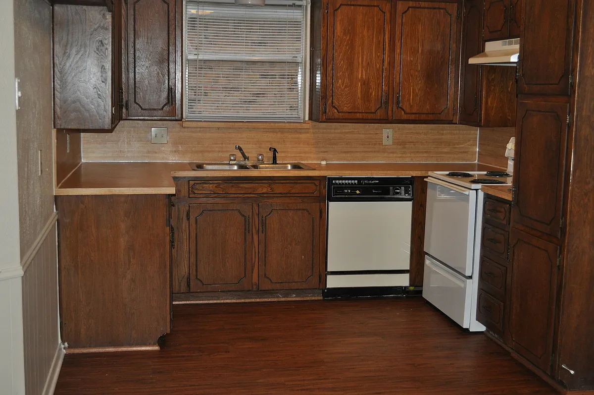 Building Photo - 7513 Meadowbrook Dr