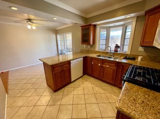 17284 Nisson Rd APT B, Tustin, CA 92780