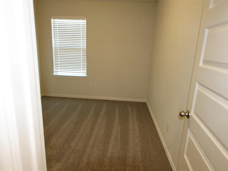 27802 Western Creek Ct — Photo 12