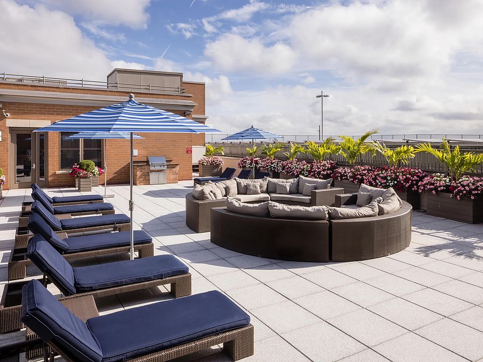 Lounge in the sun on our rooftop terrace in Morristown, NJ.