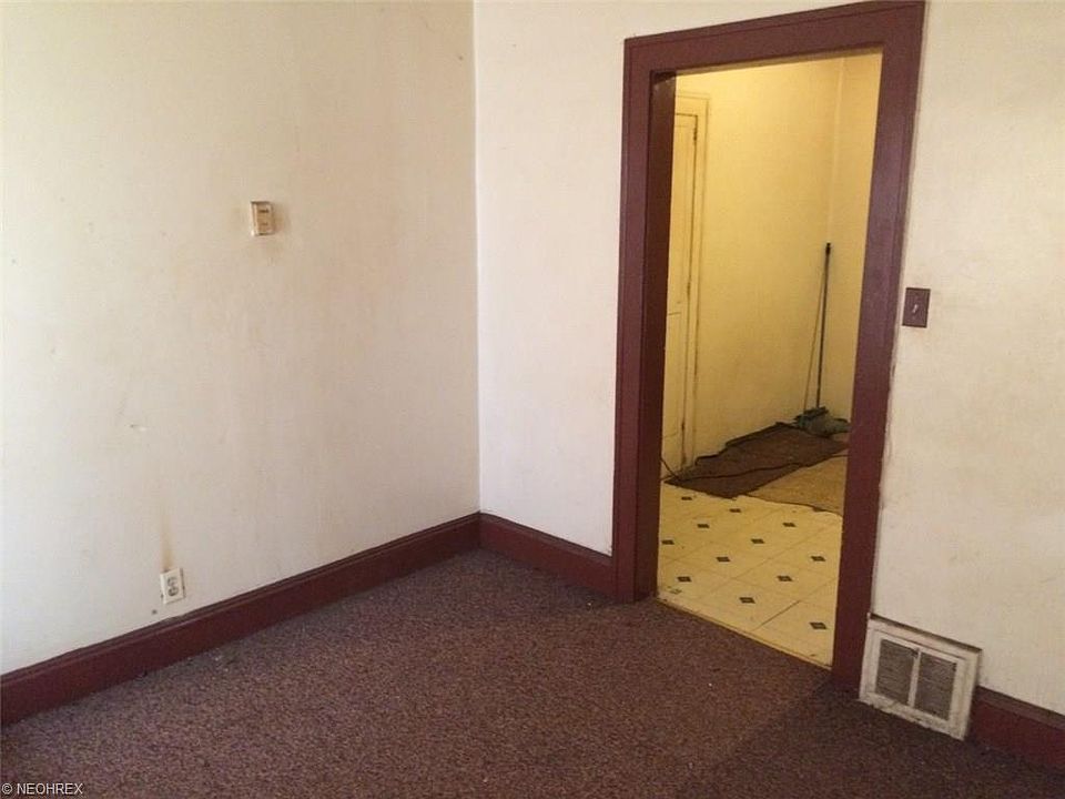 2nd image of 12309 Craven Ave