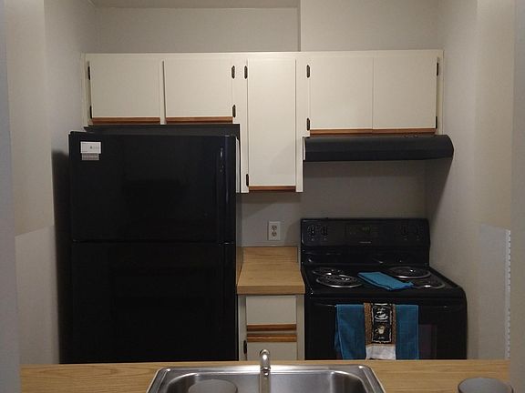 4th image of 1485 37th St #212