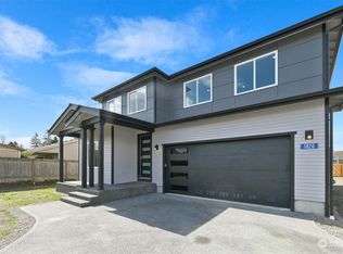 1820 Barrington Ln, Burlington, WA 98233