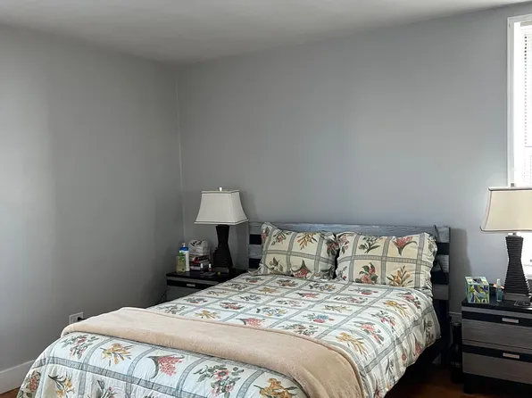 133 Beach 120th Street image 3 of 8