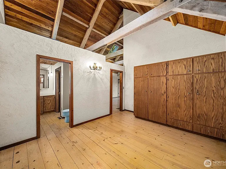 1728 S. Waco Street — Photo 49