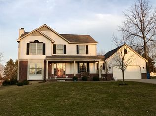 8411 Green Ridge Dr, Goodrich, MI 48438