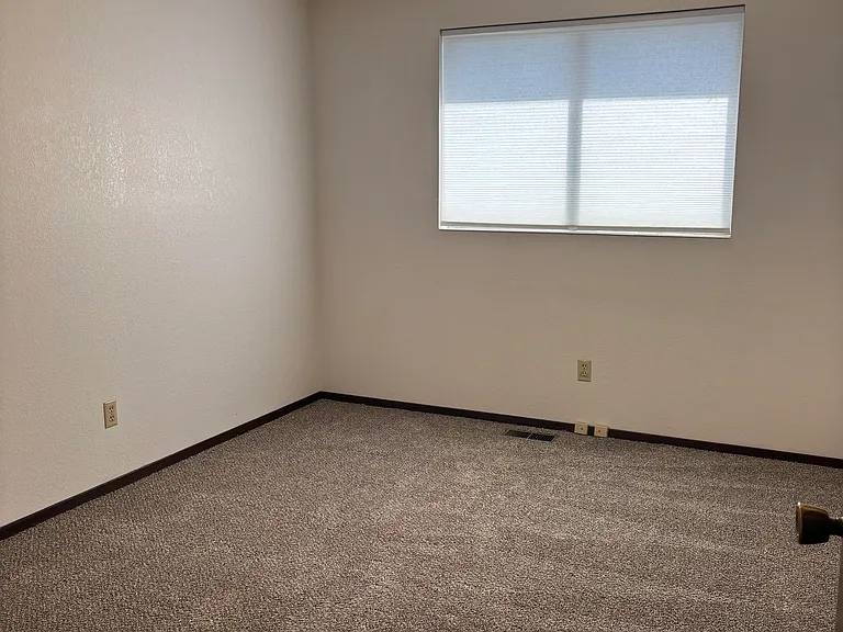 750 N Locust St — Photo 18