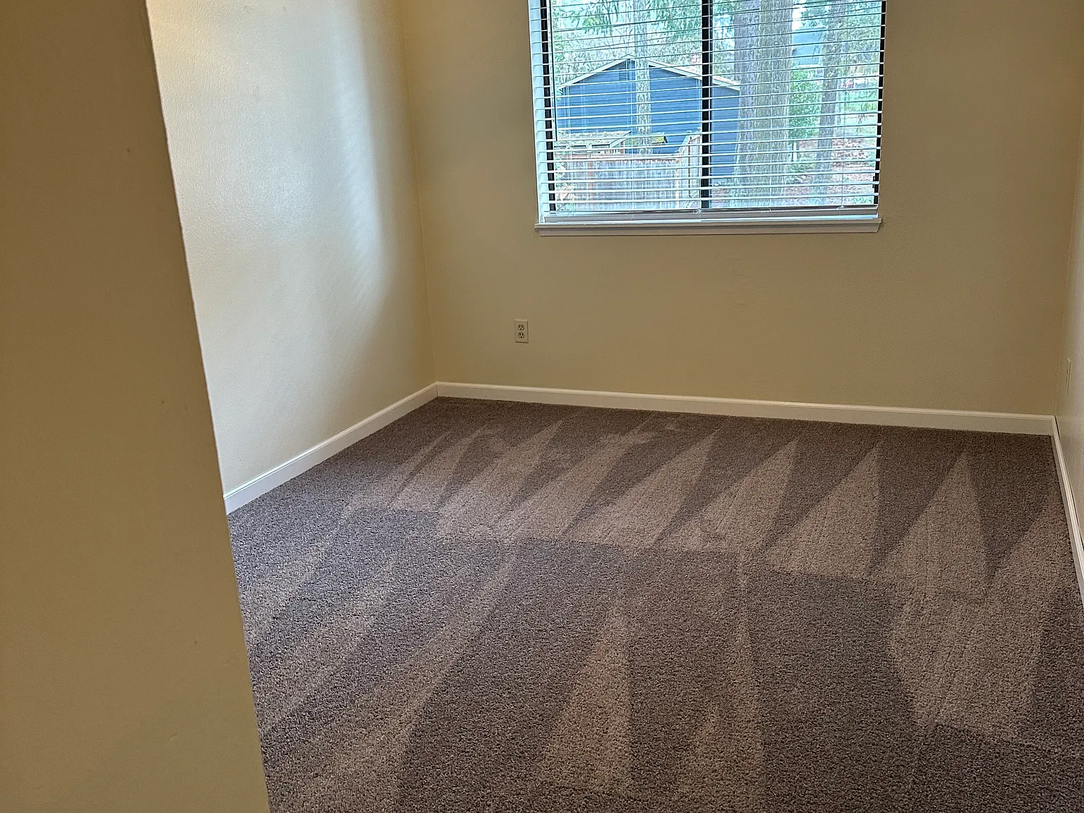 2 bed, 946 sqft, $1,825 — Photo 4