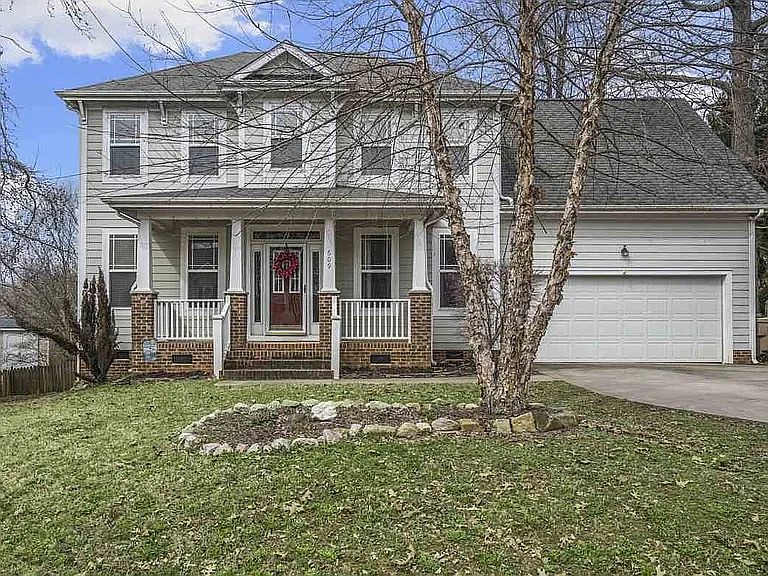 1st image of 609 Sarazen Dr