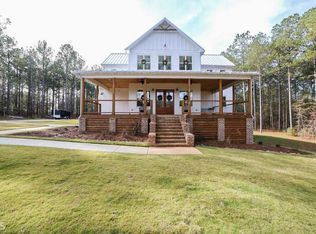 1571 Riverwalk Rd, Bishop, GA 30621