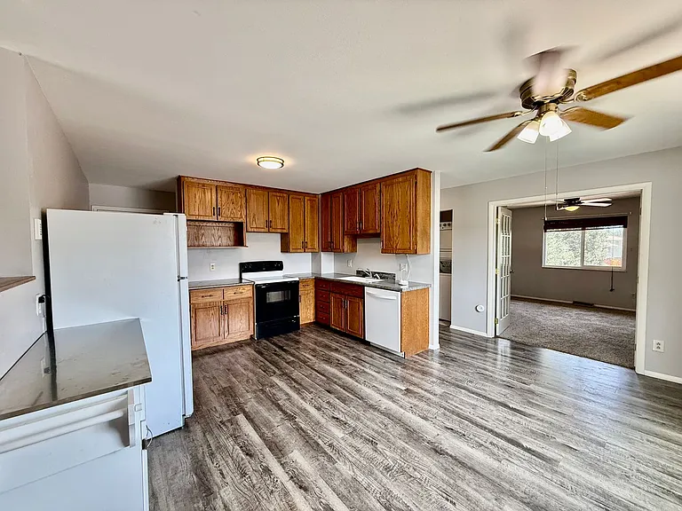 4125 Tulip Way — Photo 4